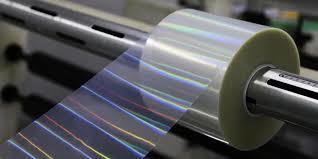 L'adesivo laminato della pellicola laser è compatibile con i materiali che verrà laminato?